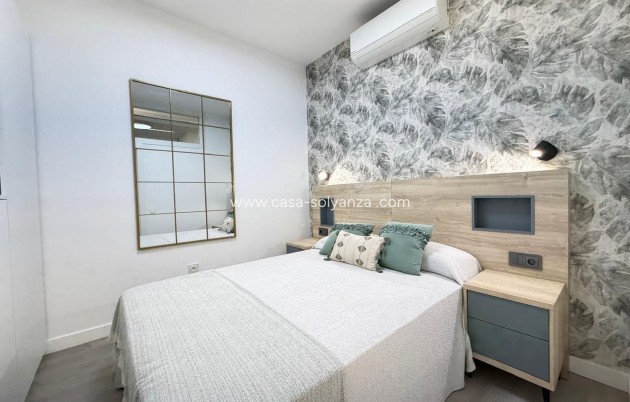 Resale - Apartment / flat - Torrevieja - Playa del Cura