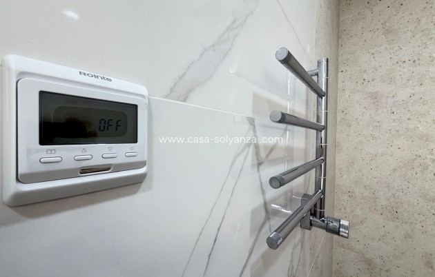 Resale - Apartment / flat - Torrevieja - Playa del Cura