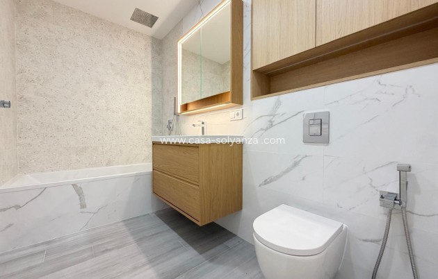 Resale - Apartment / flat - Torrevieja - Playa del Cura