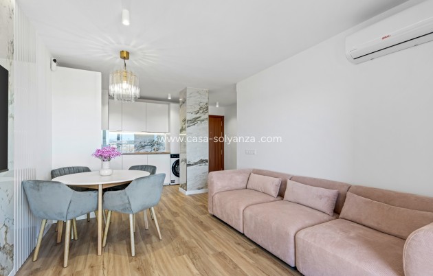 Resale - Apartment / flat - Punta Prima - Costa Blanca