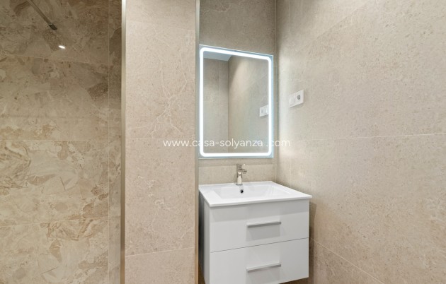 Resale - Apartment / flat - Punta Prima - Costa Blanca