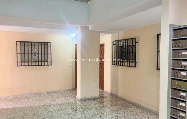 Herverkoop - Appartement / flat - Guardamar del Segura - Center