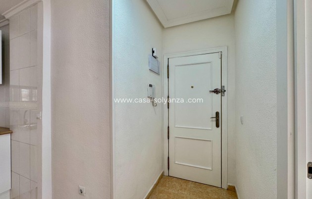 Reventa - Apartamento / piso - Torrevieja - Center