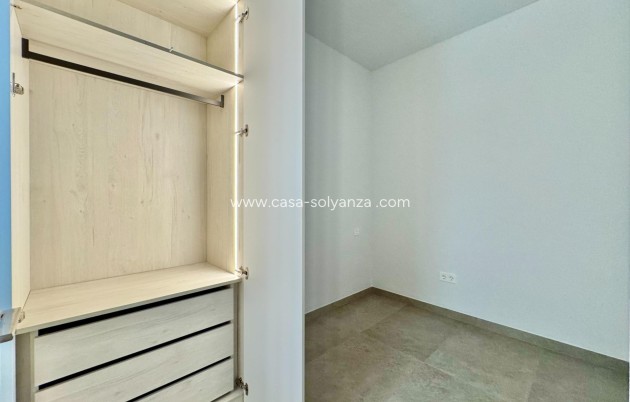 Resale - Apartment / flat - Torrevieja - Habaneras