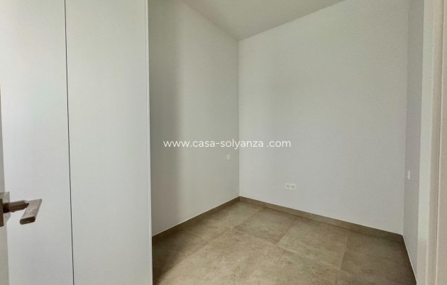 Resale - Apartment / flat - Torrevieja - Habaneras