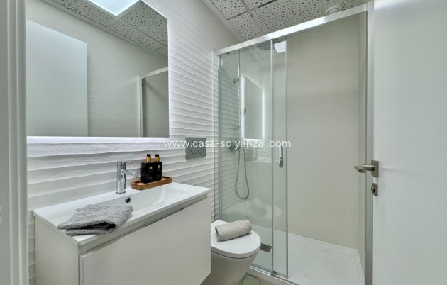Resale - Apartment / flat - Torrevieja - Habaneras