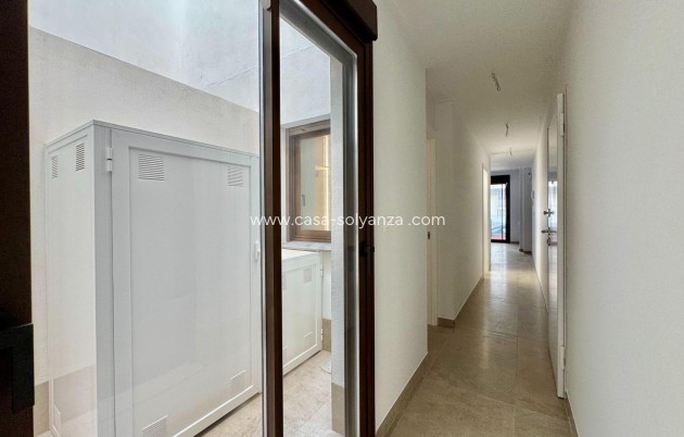 Resale - Apartment / flat - Torrevieja - Habaneras