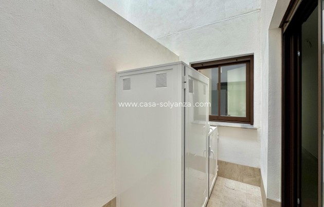 Resale - Apartment / flat - Torrevieja - Habaneras