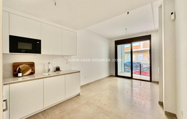 Resale - Apartment / flat - Torrevieja - Habaneras