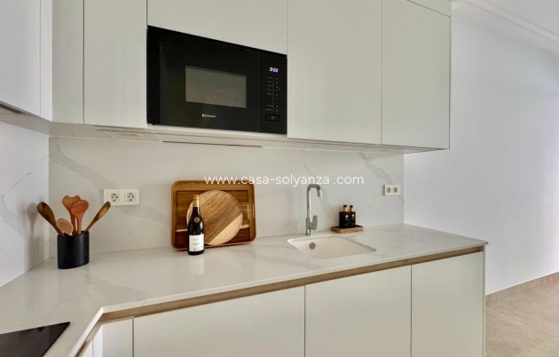 Resale - Apartment / flat - Torrevieja - Habaneras