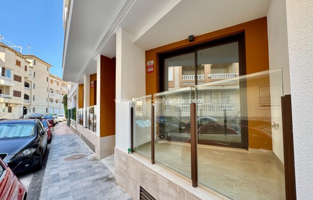 Resale - Apartment / flat - Torrevieja - Habaneras