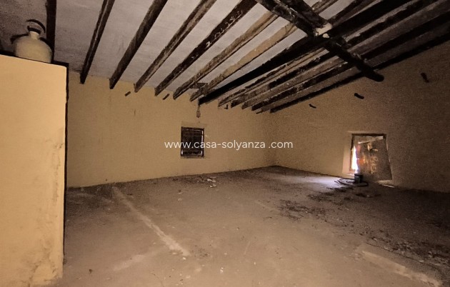 Resale - Country Property/Finca - Yecla - Yecla Centro