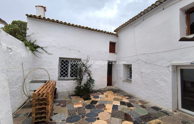 Resale - Country Property/Finca - Yecla - Yecla Centro