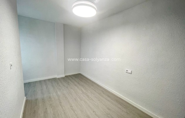 Herverkoop - Appartement / flat - Bigastro - Inland