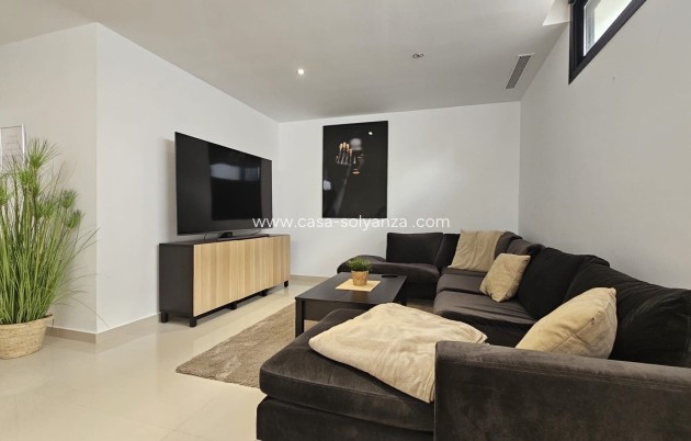Reventa - Villa - Villamartin - Villamartín