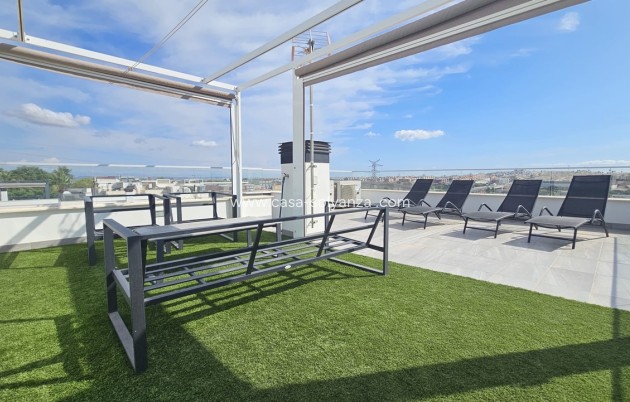 Reventa - Villa - Villamartin - Villamartín