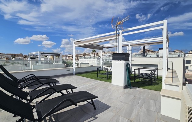 Reventa - Villa - Villamartin - Villamartín