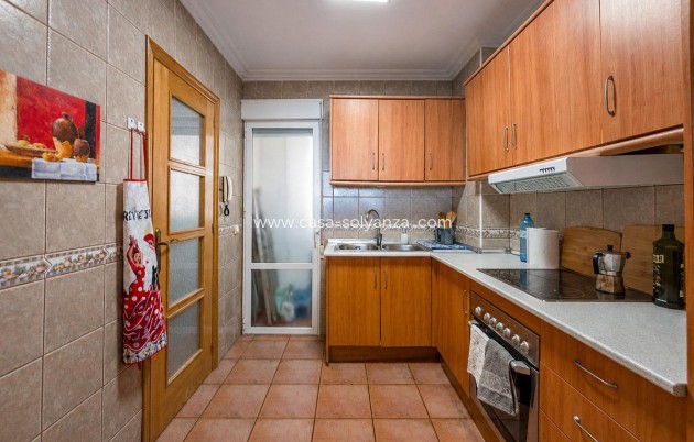 Resale - Apartment / flat - Torrevieja - Torrevieja Centro