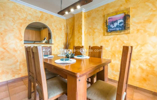 Resale - Apartment / flat - Torrevieja - Torrevieja Centro