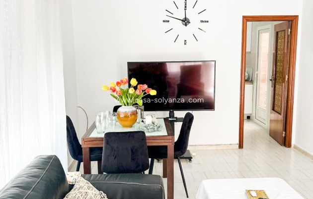 Wiederverkauf - Wohnung - Torrevieja - Torrevieja Centro