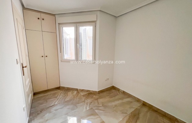 Reventa - Apartamento / piso - Torrevieja - Torrevieja Centro