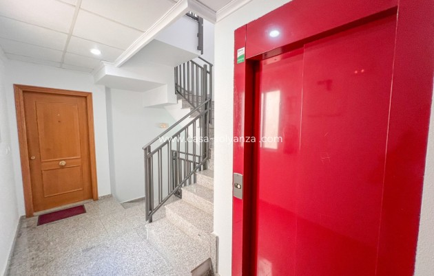 Reventa - Apartamento / piso - Torrevieja - Torrevieja Centro