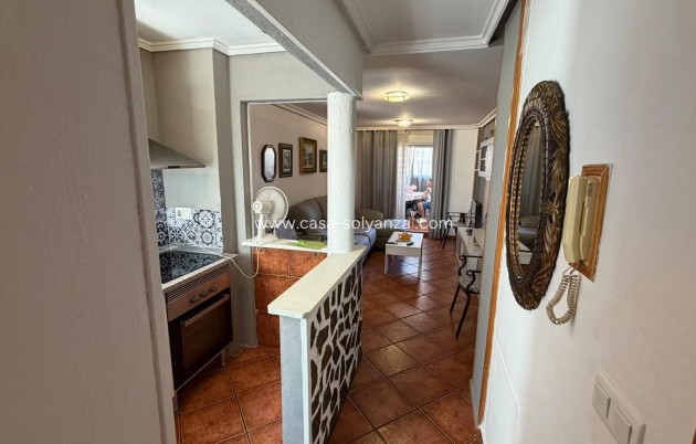 Herverkoop - Appartement / flat - Torrevieja - Playa del Cura