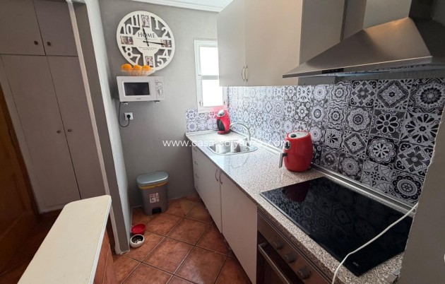 Herverkoop - Appartement / flat - Torrevieja - Playa del Cura