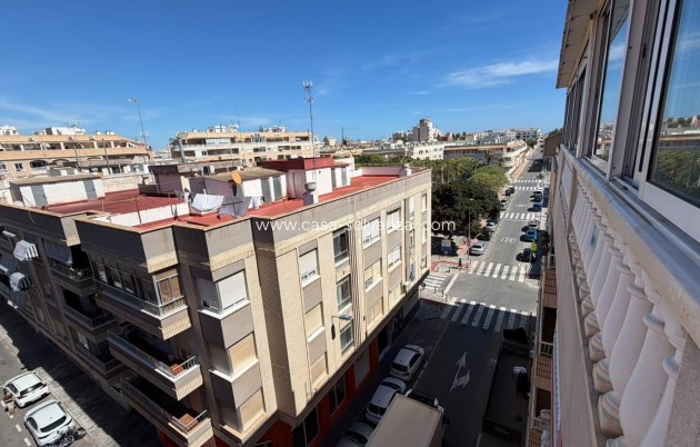 Herverkoop - Appartement / flat - Torrevieja - Playa del Cura