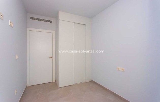 Resale - Apartment / flat - Torrevieja - Costa Blanca