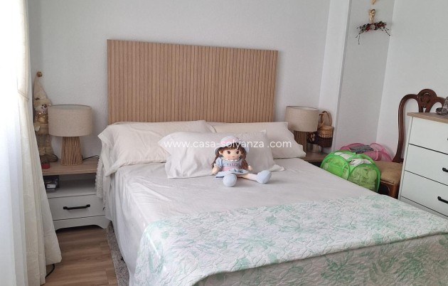 Resale - Apartment / flat - Torrevieja - Habaneras