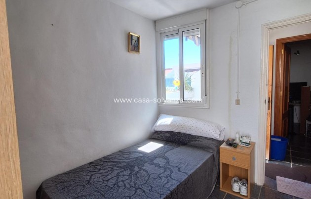 Resale - Apartment / flat - Torrevieja - Habaneras