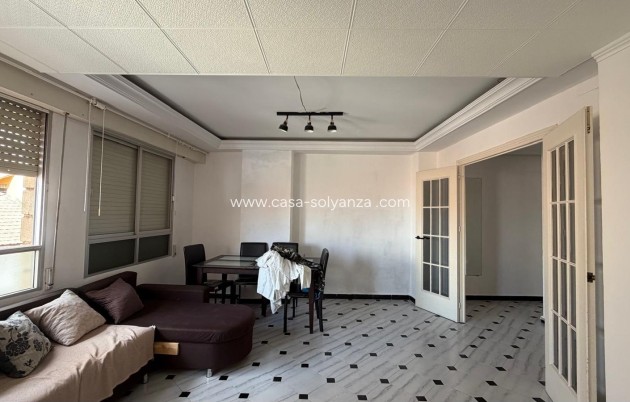 Resale - Apartment / flat - Torrevieja - Center