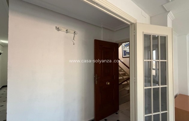 Resale - Apartment / flat - Torrevieja - Center