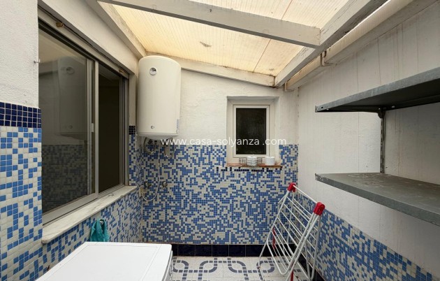 Resale - Apartment / flat - Torrevieja - Center
