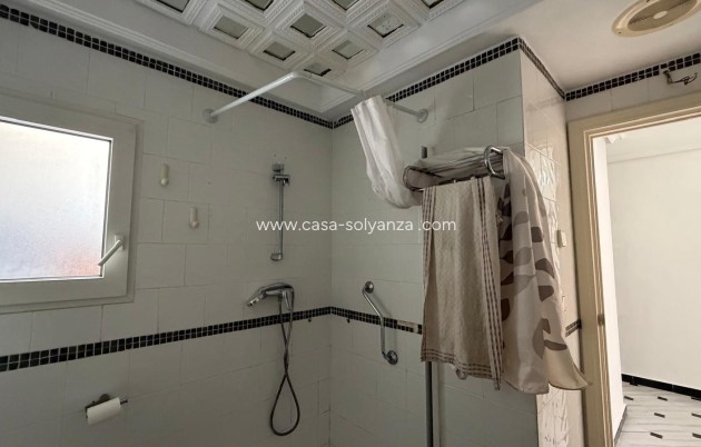 Resale - Apartment / flat - Torrevieja - Center