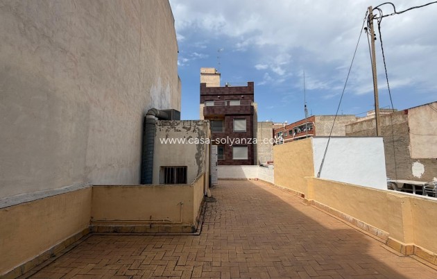 Resale - Apartment / flat - Torrevieja - Center