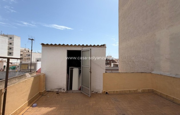 Resale - Apartment / flat - Torrevieja - Center