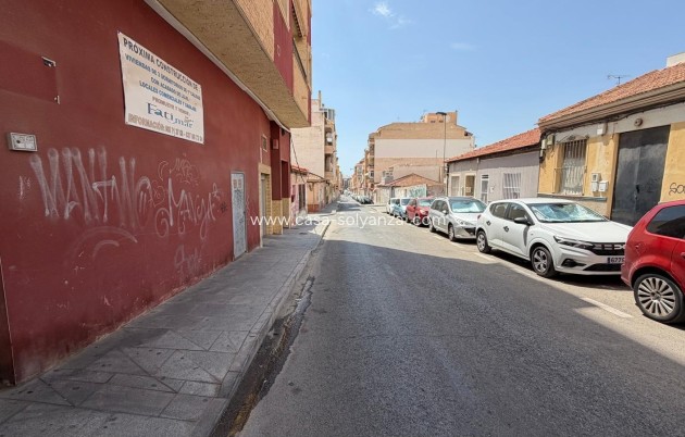 Resale - Apartment / flat - Torrevieja - Center