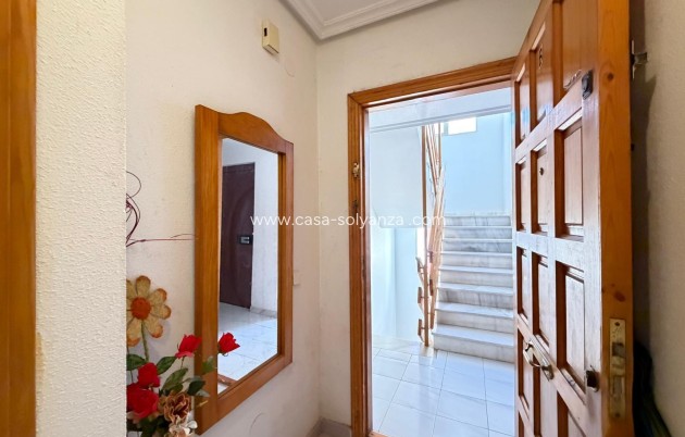 Resale - Apartment / flat - Torrevieja - Playa del Cura