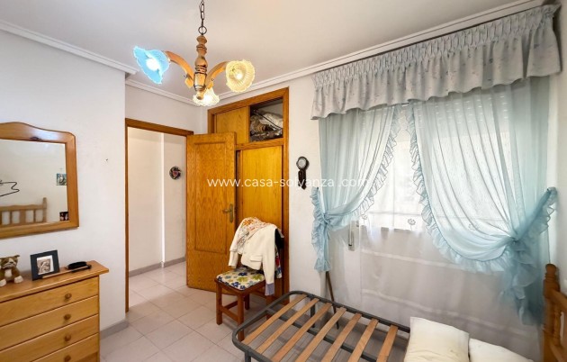 Resale - Apartment / flat - Torrevieja - Playa del Cura