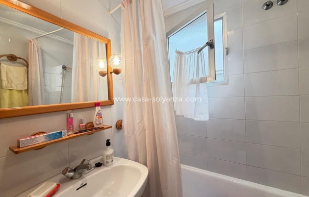 Resale - Apartment / flat - Torrevieja - Playa del Cura