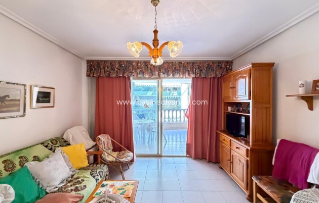 Resale - Apartment / flat - Torrevieja - Playa del Cura