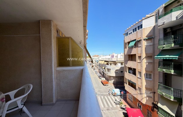 Resale - Apartment / flat - Torrevieja - Playa del Cura