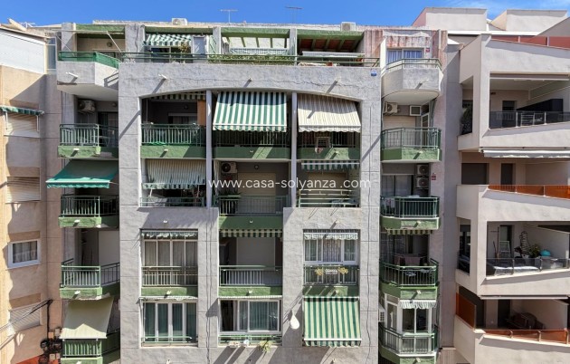Resale - Apartment / flat - Torrevieja - Playa del Cura