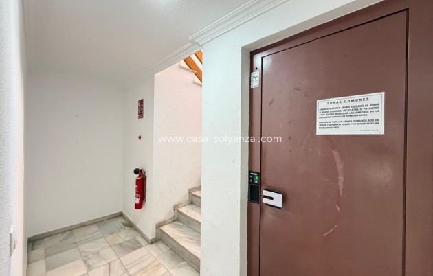 Resale - Apartment / flat - Torrevieja - Playa del Cura