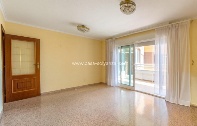 Herverkoop - Appartement / flat - Torrevieja - Torrevieja Centro