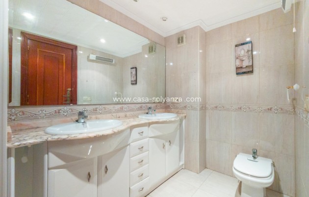 Herverkoop - Appartement / flat - Torrevieja - Torrevieja Centro