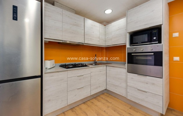Wiederverkauf - Wohnung - Torrevieja - Torrevieja Centro