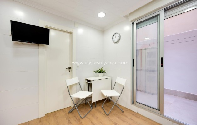 Wiederverkauf - Wohnung - Torrevieja - Torrevieja Centro